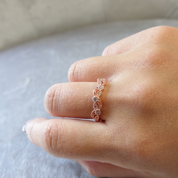 💎NEW💎 ROSE GOLD PLATED CZ RING - Picture 5 of 9